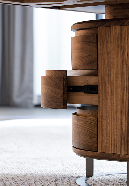 1635474305737635.jpg three03.jpg