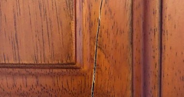 如何避免實木家具開裂